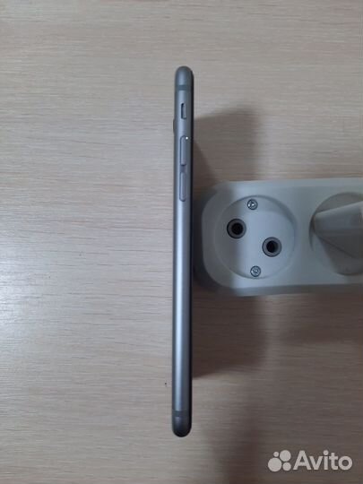 iPhone 6S, 32 ГБ