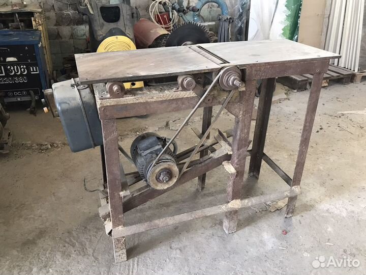 Распиловочный станок