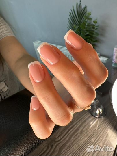 Маникюр, педикюр, наращивание