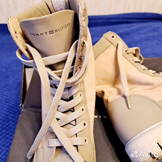 Ботинки томми хилфигер
