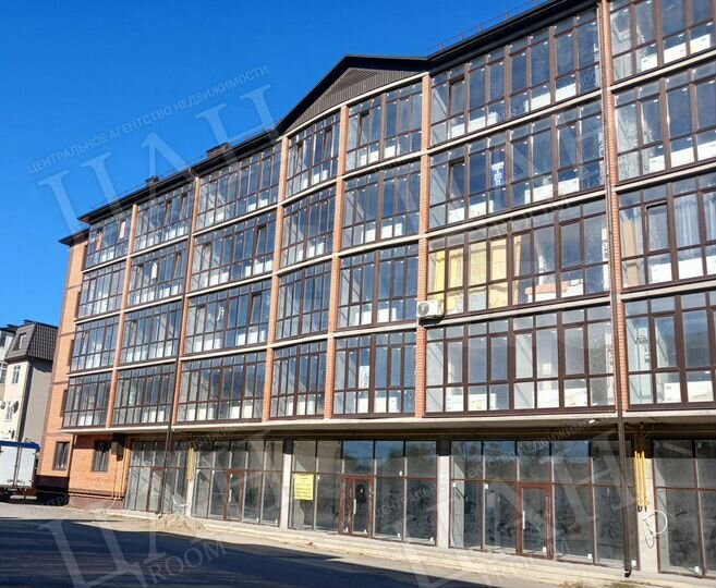 2-к. квартира, 81 м², 3/5 эт.