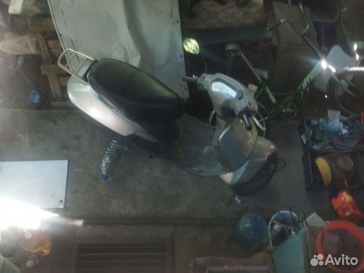 Скутер Хонда Lead 50 двухместный с доставкой