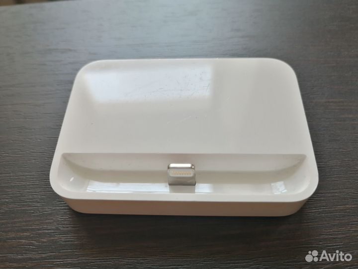 Док станция Apple iPhone Lightning Dock A1505