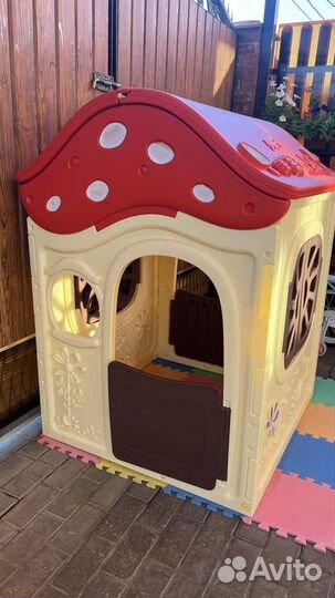 Детский пластиковый игровой домик для дачи, дома