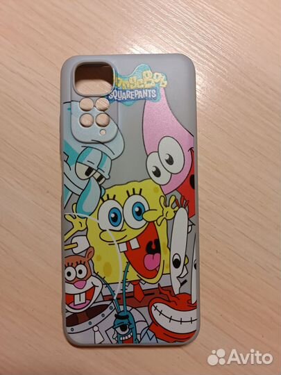 Чехол на телефон