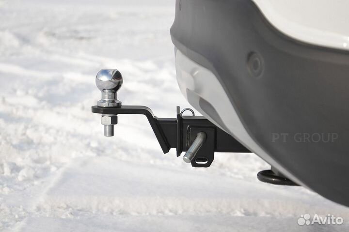 Фаркоп на LADA Vesta 2015 - 2022 под квадрат