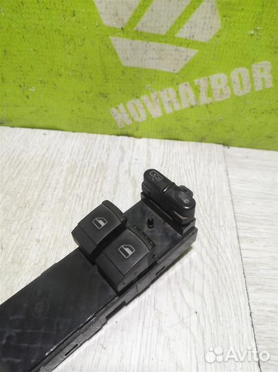 Блок управления стеклоподъемниками Шкода Октавия
