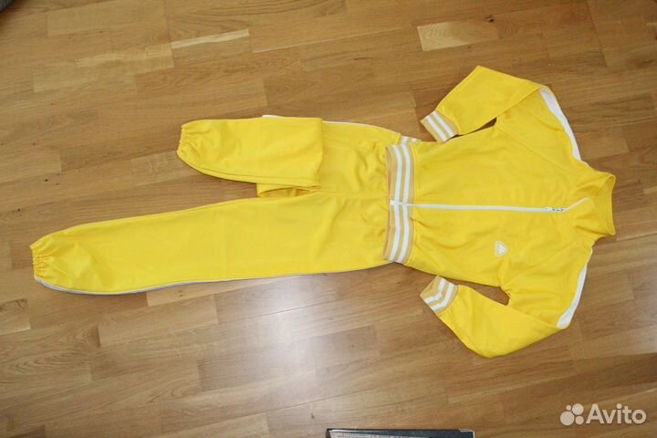 Спортивный костюм