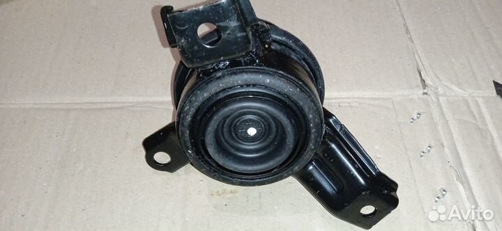 Опора двигателя правая