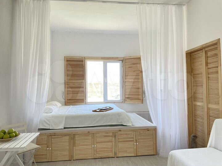 Апартаменты-студия, 55 м², 1/2 эт.