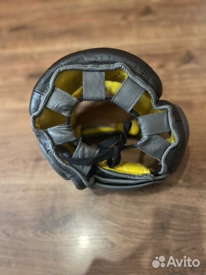 Боксерский шлем с бампером everlast