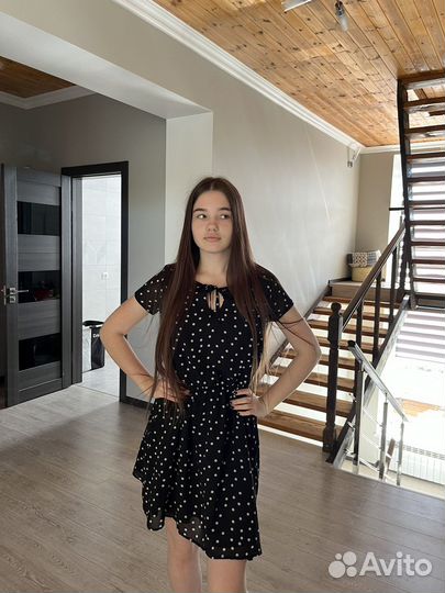 Платье в горошек