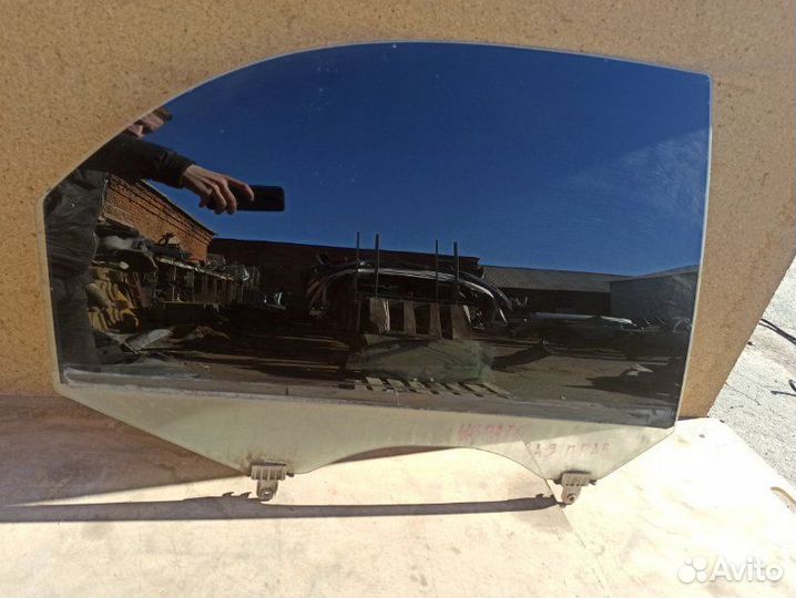 Стекло заднее правое Kia Cerato седан 2004-2008