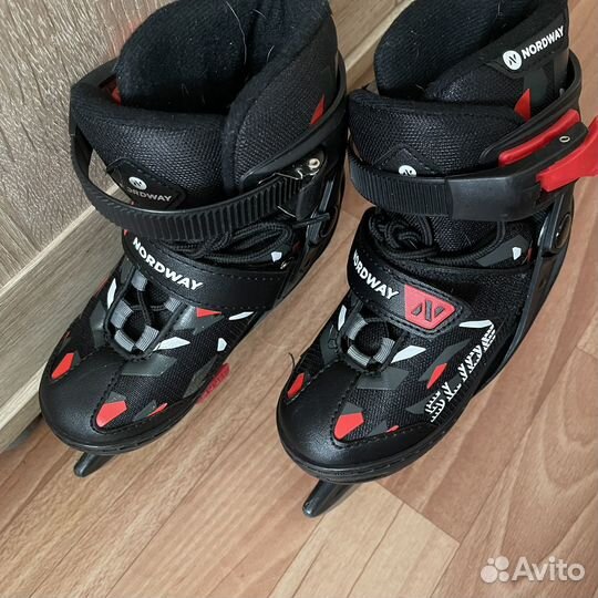 Коньки хоккейные детские