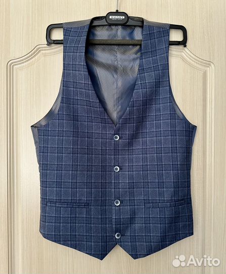 Мужской костюм тройка