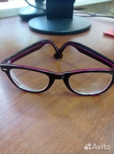 Очки с диоптриями -2,5;-1,5;;-1,25