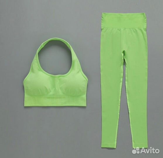 Костюм спортивный