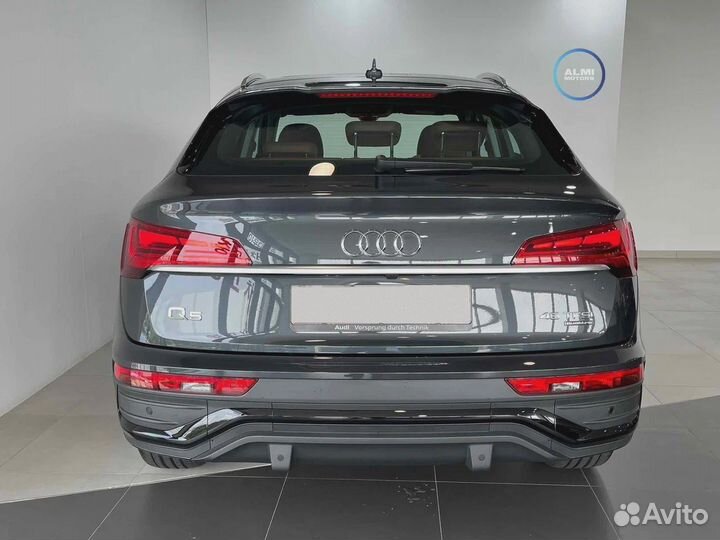 Audi Q5 2.0 AMT, 2022, 800 км