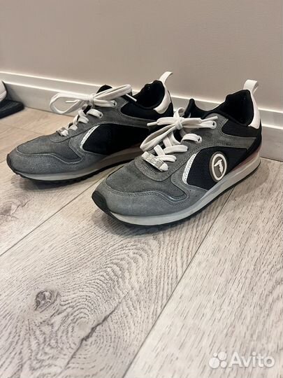 Кроссовки Trussardi