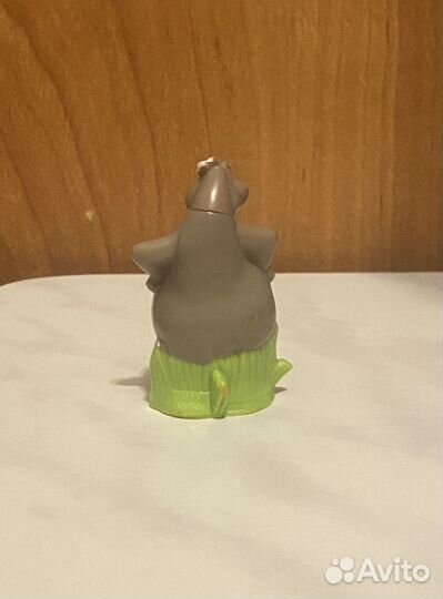 Игрушка из киндера. Глория Мадагаскар