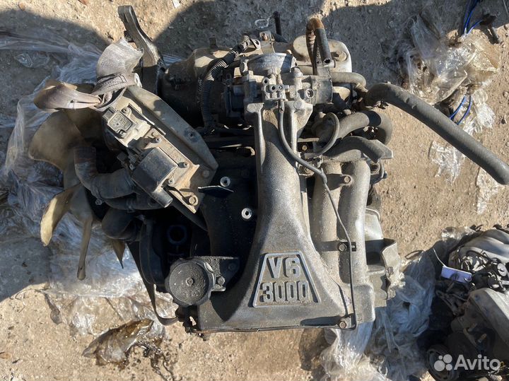 Двигатель Mitsubishi Pajero 6G72 6G72