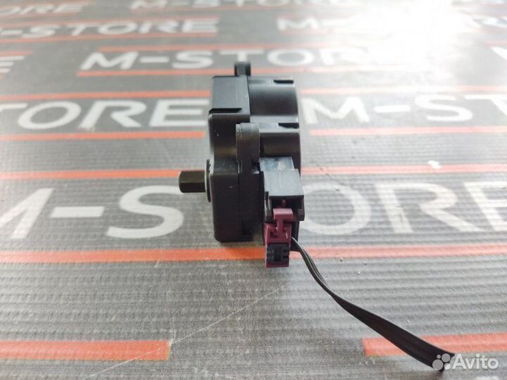 Привод заслонки отопителя Mercedes-Benz C-Class