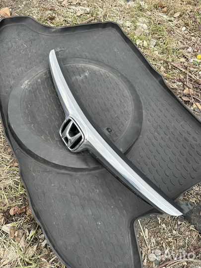 Решетка civic 4D дорест в сборе