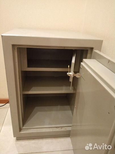 Шкаф металлический сейф кз-0132Т