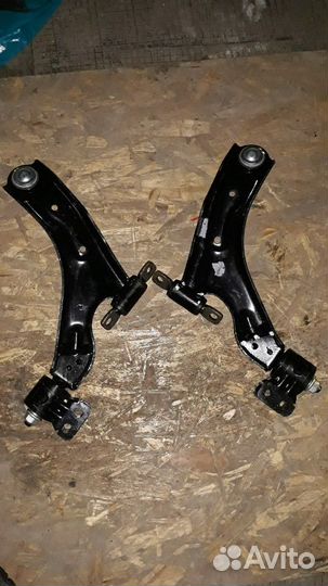 Рычаги передние Chevrolet Spark M300