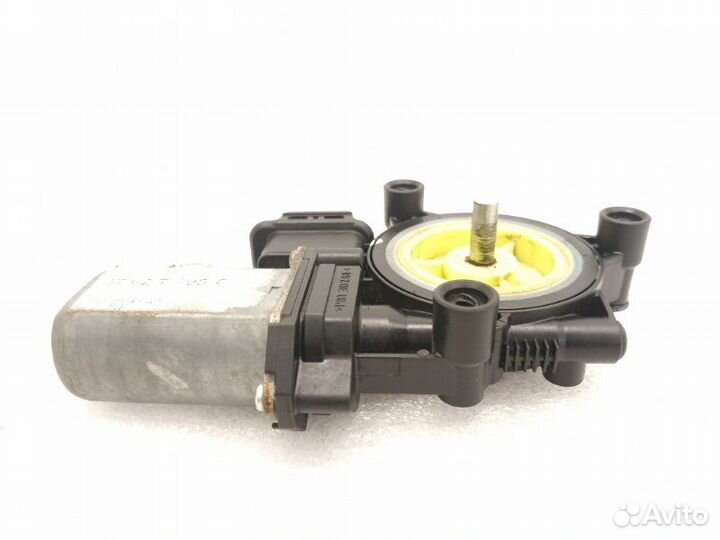 Моторчик стеклоподъемника передний правый Bmw