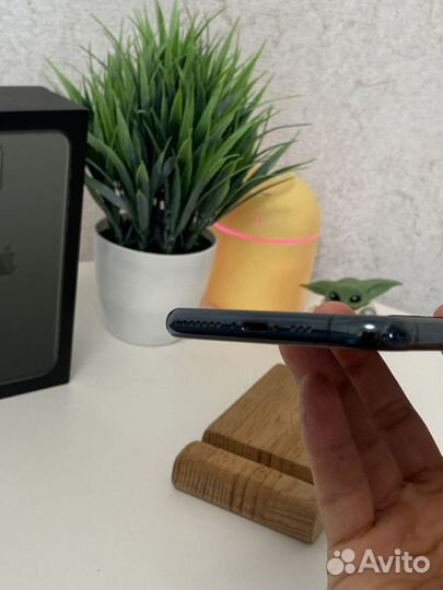 iPhone 11 Pro, 64 ГБ