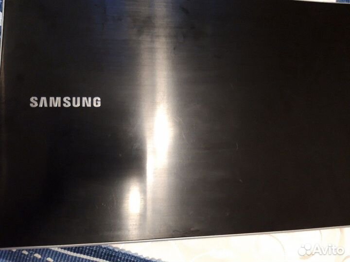 Ноутбук Samsung процессор Intel core i5, SSD 520