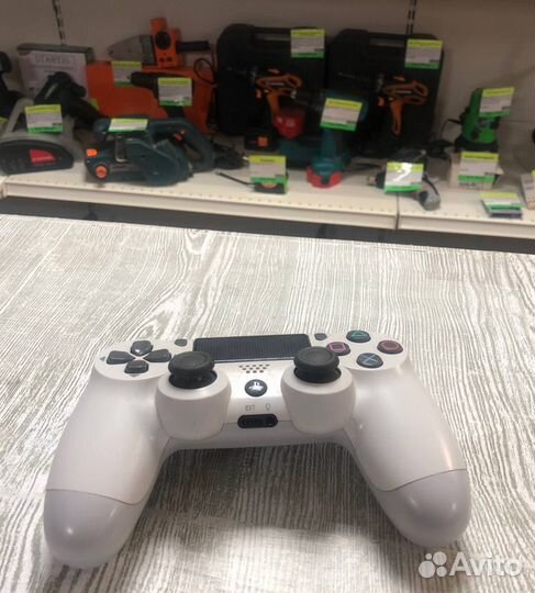 Геймпад Sony DualShock 4 v2 CUH-ZCT2E, Белый ледни