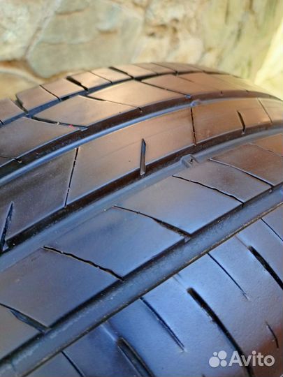 Kumho Ecsta HS52 225/55 R17 101W