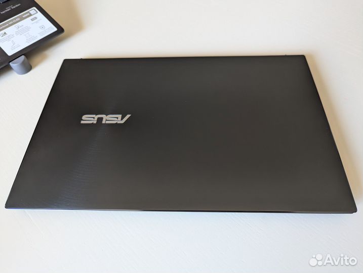 Ноутбук Asus ZenBook 14 ux425