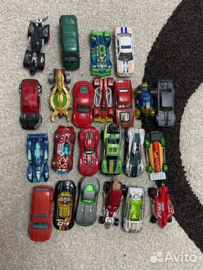 Машинки hot wheels