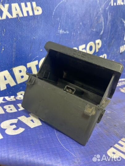 Пепельница. Iveco Еврокарго грузовой тягач zcfa1AD