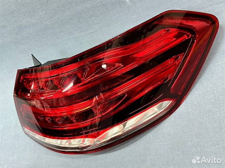 Фонарь задний левый Mercedes,W212