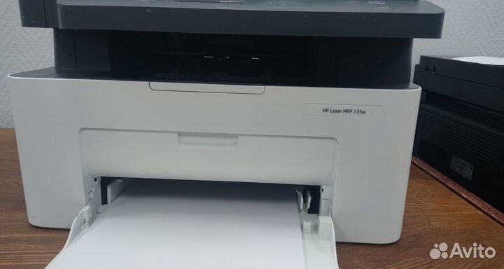Принтер HP Laser MFP 135w с wi-fi
