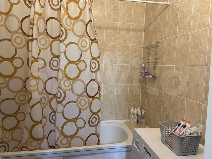 1-к. квартира, 54 м², 3/9 эт.