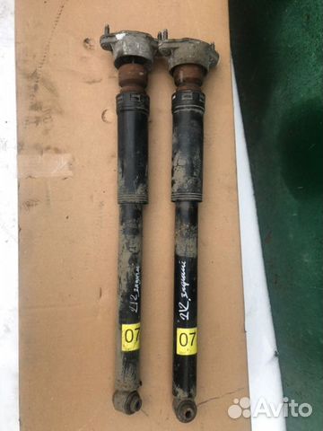 Задний амортизатор левый и правый Mercedes E-Class