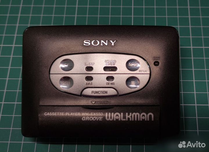 Кассетный плеер sony walkman