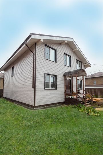 Коттедж 120 м² на участке 5 сот.