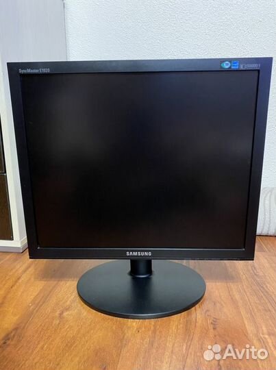 Монитор Samsung syncmaster 60гц