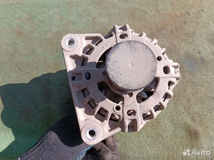 Генератор Рено Сандеро степвей 1.6 л 2016 г