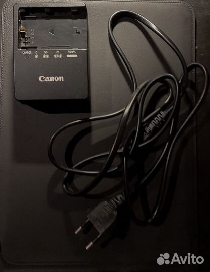 Зарядное устройство Canon для аккумуляторов LP-E6