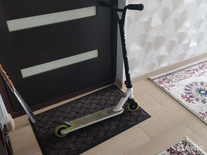 Трюковой самокат