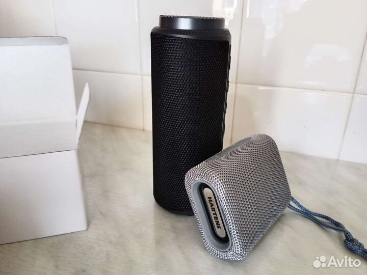 Беспроводная портативная колонка новая