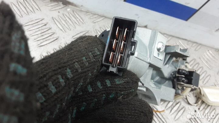 Замок зажигания MR992565 Mitsubishi Pajero (2006-2