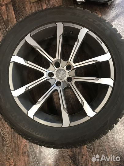 Зимние колеса Bridgestone Blizzak 275/50R20 113R